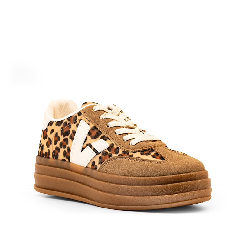 1-leopard-sneaker-woman-brown-sole-99007-ginaikeia-sneaker-vintage-leopar-mpez 1-leopard-sneaker-woman-brown-sole-99007-ginaikeia-sneaker-vintage-leopar-mpez