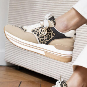 ginaikeia-athlitika-sneakers-me-anatomiko-pato-leopard-me-xrusi-leptomereia-disola-leopar-sneakers-anatomic-gold-detail-621