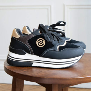 ginaikeia-athlitika-sneakers-me-anatomiko-pato-mauro-me-xrusi-leptomereia-disola-black-sneakers-anatomic-gold-detail-621