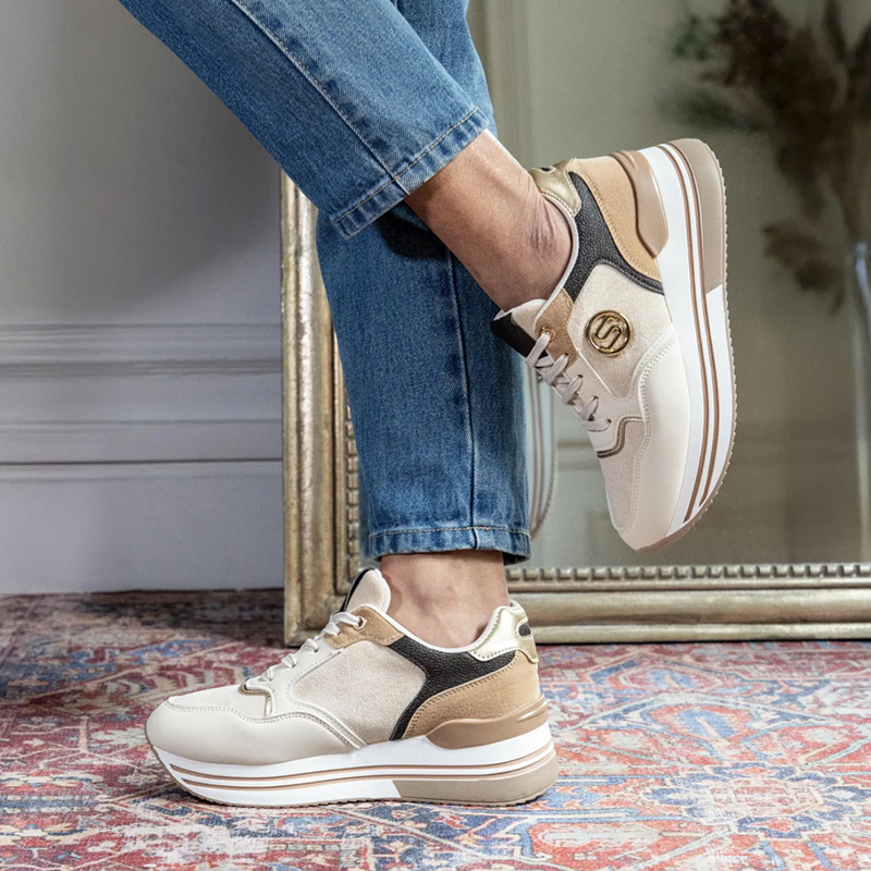 ginaikeia-athlitika-sneakers-me-anatomiko-pato-mpez-me-xrusi-leptomereia-disola-beige-sneakers-anatomic-gold-detail-621 ginaikeia-athlitika-sneakers-me-anatomiko-pato-mpez-me-xrusi-leptomereia-disola-beige-sneakers-anatomic-gold-detail-621