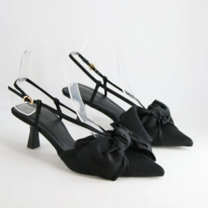 ginaikeia-goves-anoixtes-me-slingback-black-me-xrusi-leptomereia-kai-fiogko-slingback-heels-with-gold-detail-bowtie-bow-detail-865