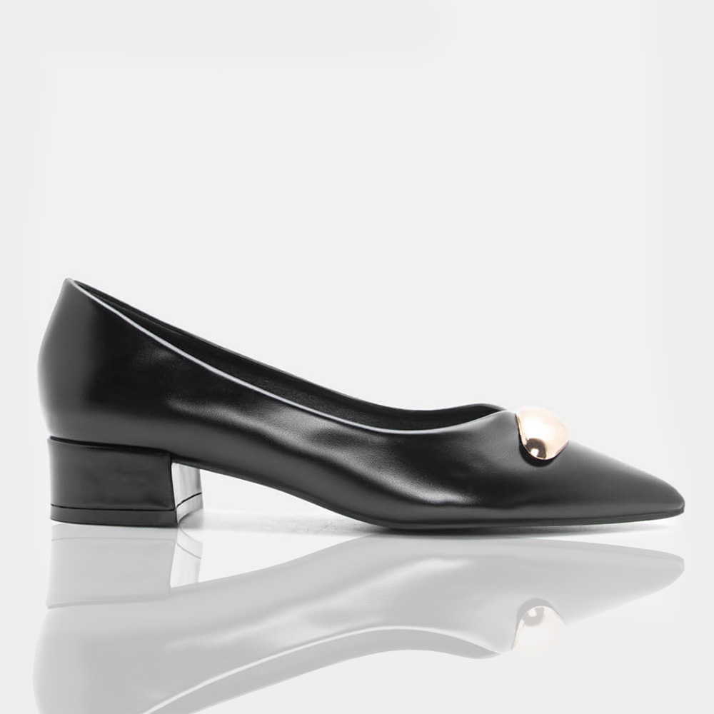 ginaikeia-goves-black-me-xrusi-leptomereia-heels-mauri-with-gold-detail-1013.png ginaikeia-goves-black-me-xrusi-leptomereia-heels-mauri-with-gold-detail-1013.png